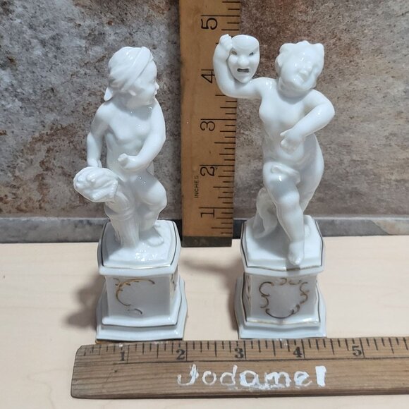 Vintage Pair Hutschenreuther Porcelain Cherubs Putti Four Seasons Figurine - Picture 9 of 11